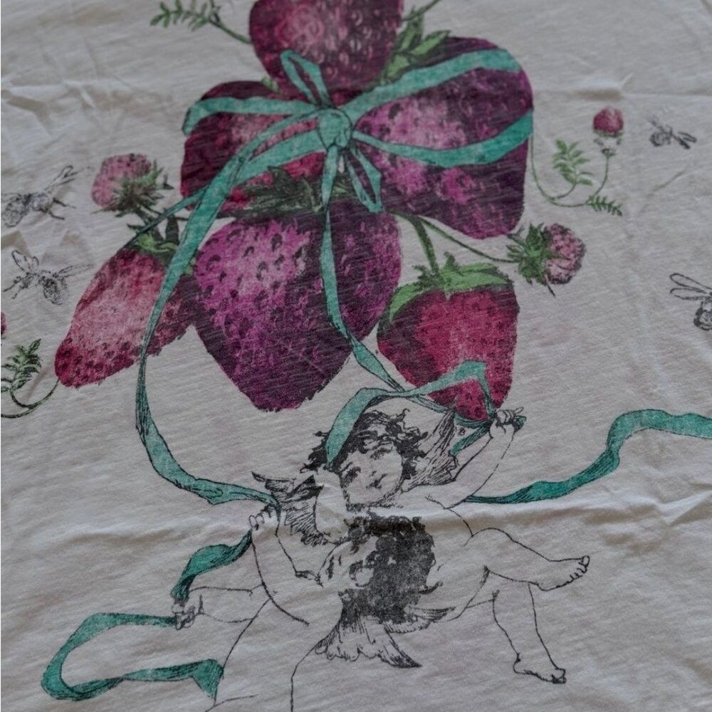 Magnolia Pearl Gather Me Berries Tee - Picture 8 of 8
